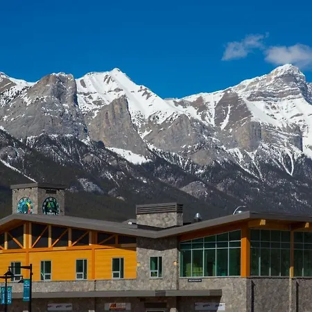 Canmore Downtown Hostel-2